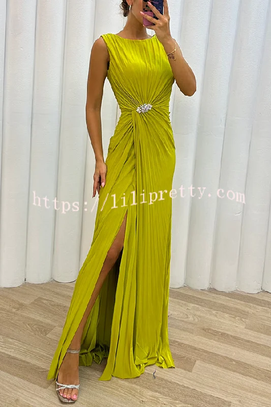 Lilipretty Pretty Special Pleated Embellished Slit Evening Maxi Dress Comfortable Long-Sleeve Maxi Dress