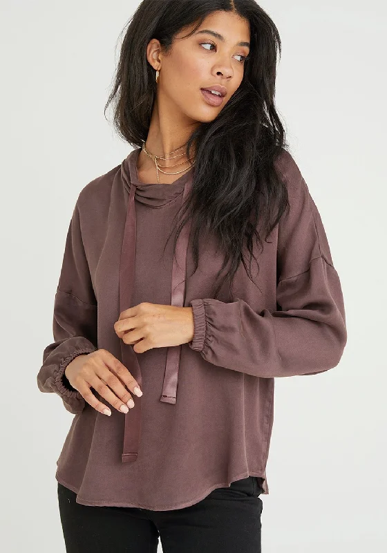 Bella Dahl Long Sleeve V-Neck Hoodie Barberry Brown Hoodie with Ribbed Hem Stretchable Secure