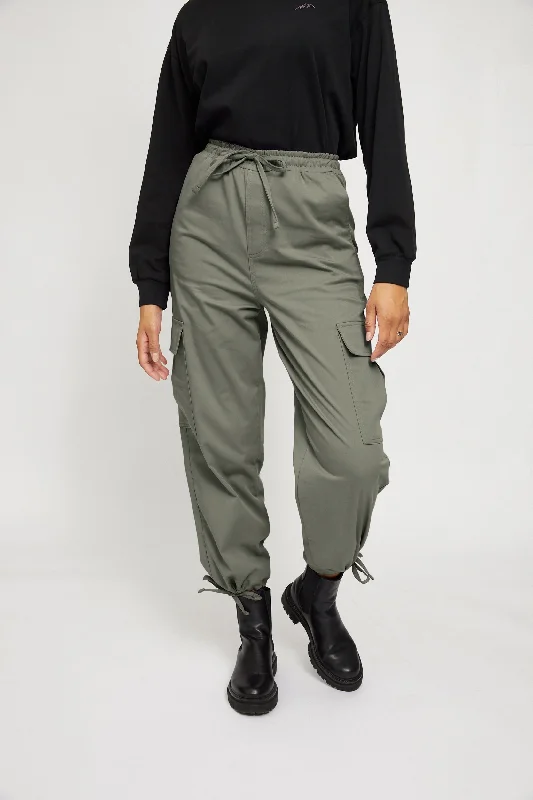 Coria Cargo Pants High-Waist Jogger Pants