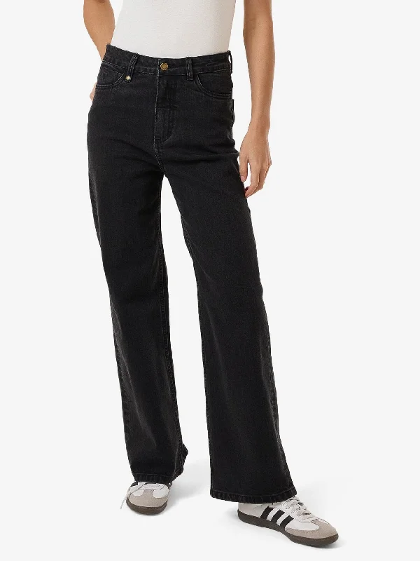 Cherry Stretch Jean - Aged Black Comfortable Faded High-Rise Jeans