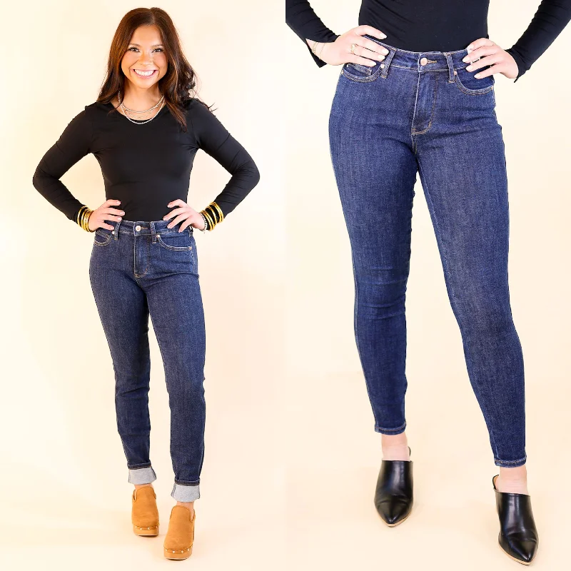 Judy Blue | Clean Cut Mid Rise Tummy Control Classic Skinny Jean in Dark Wash Stylish Acid-Wash Jeans